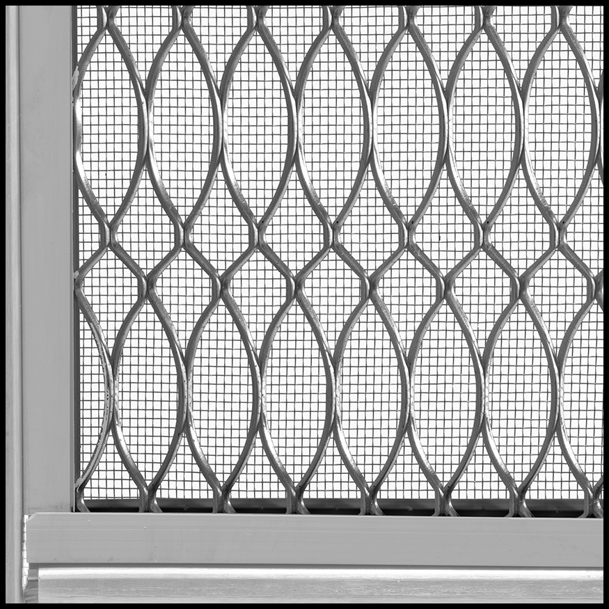 Reinforced Screen

Panel